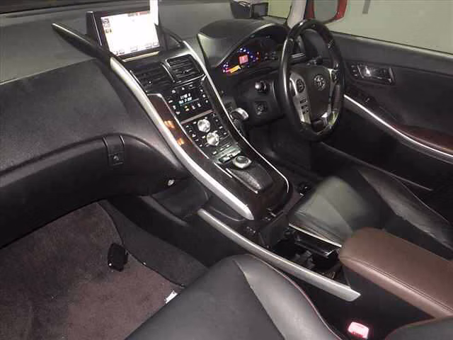 TOYOTA SAI