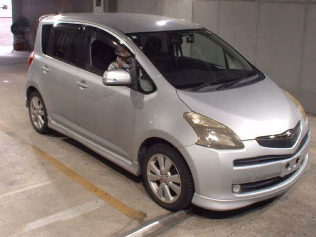 TOYOTA RACTIS