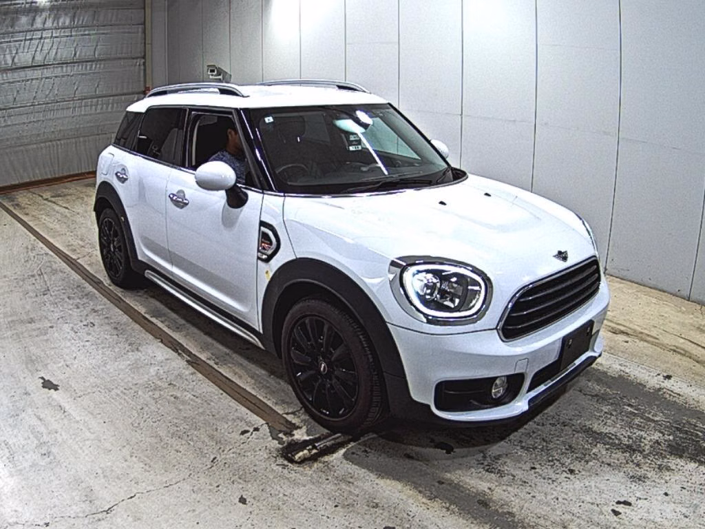 MINI CROSSOVER