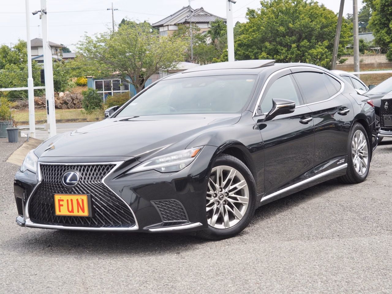 Lexus LS500h