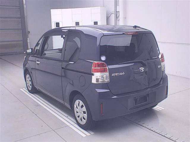 TOYOTA SPADE