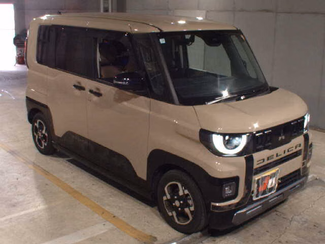 MITSUBISHI DELICA MINI