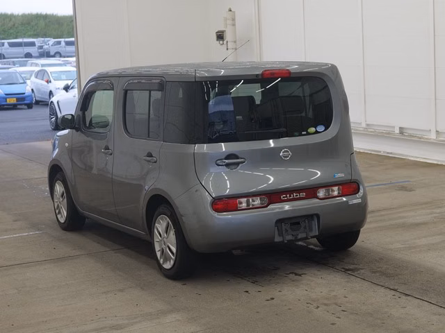 NISSAN CUBE