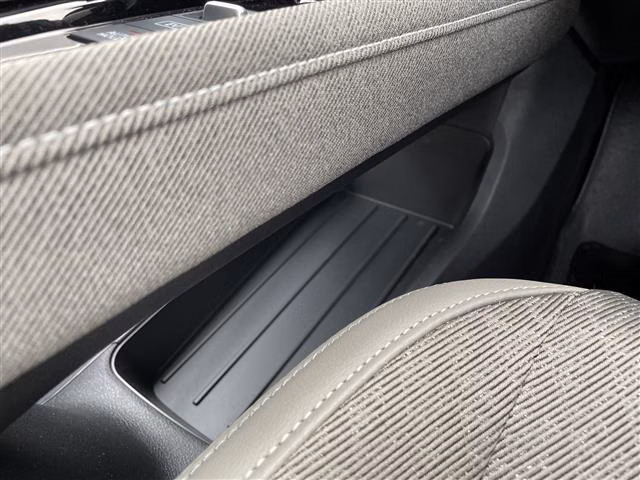 Nissan Aura