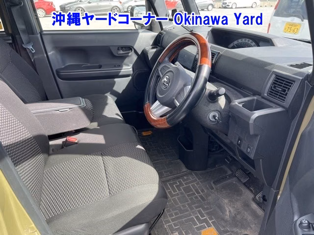 DAIHATSU WAKE