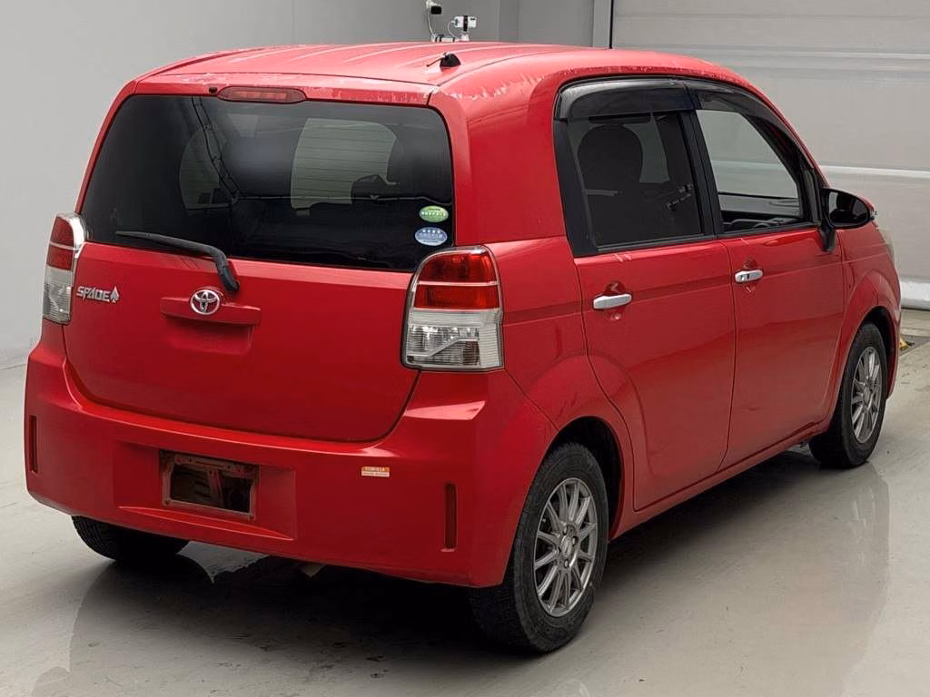 TOYOTA SPADE
