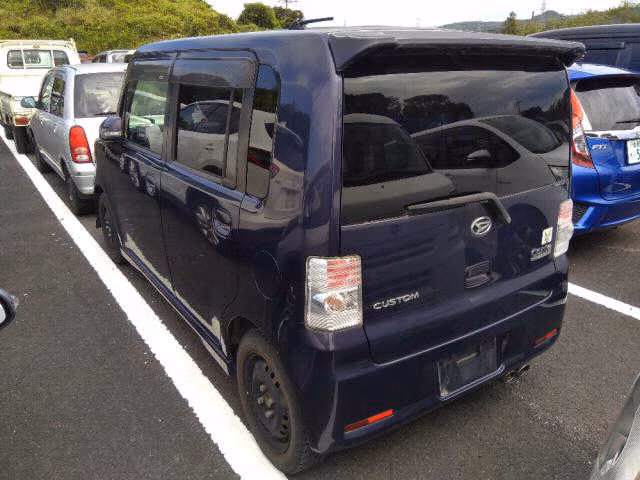 DAIHATSU MOVE CONTE