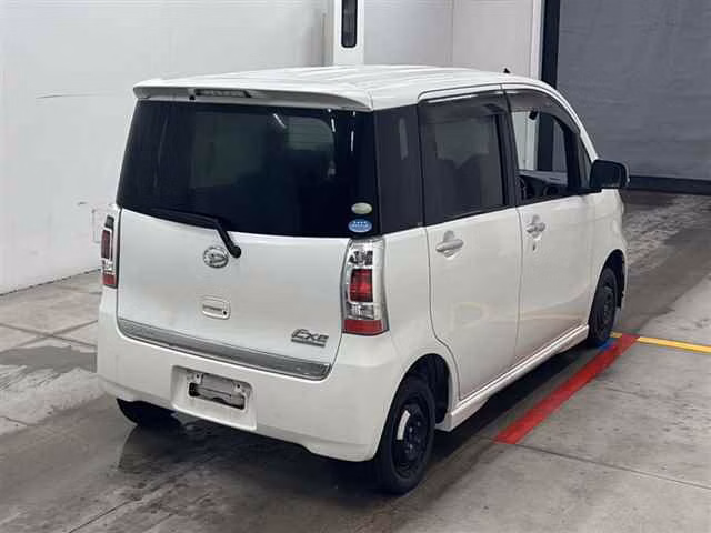 DAIHATSU TANTO EXE