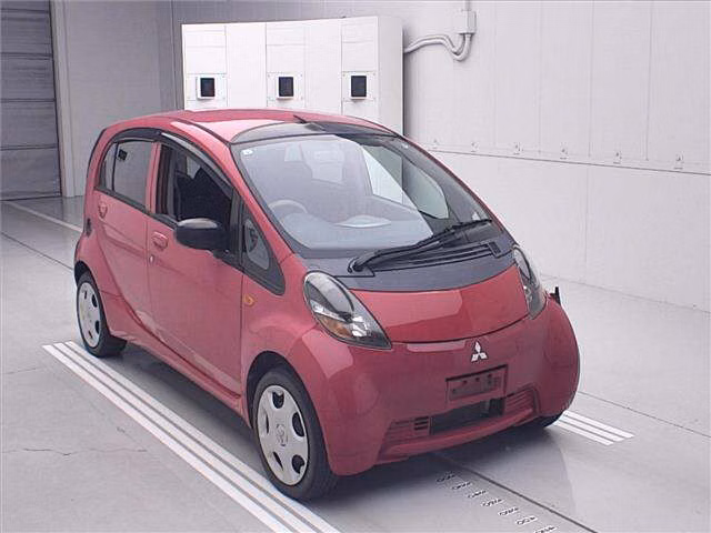 Mitsubishi i