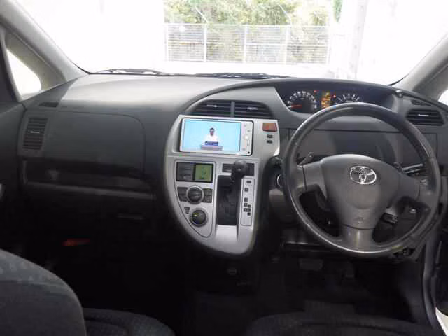 TOYOTA RACTIS