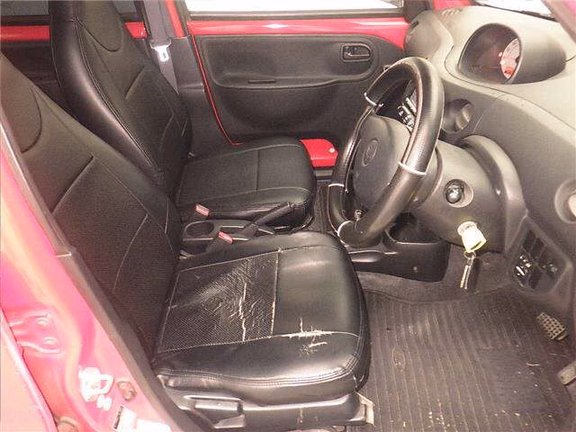 DAIHATSU ESSE