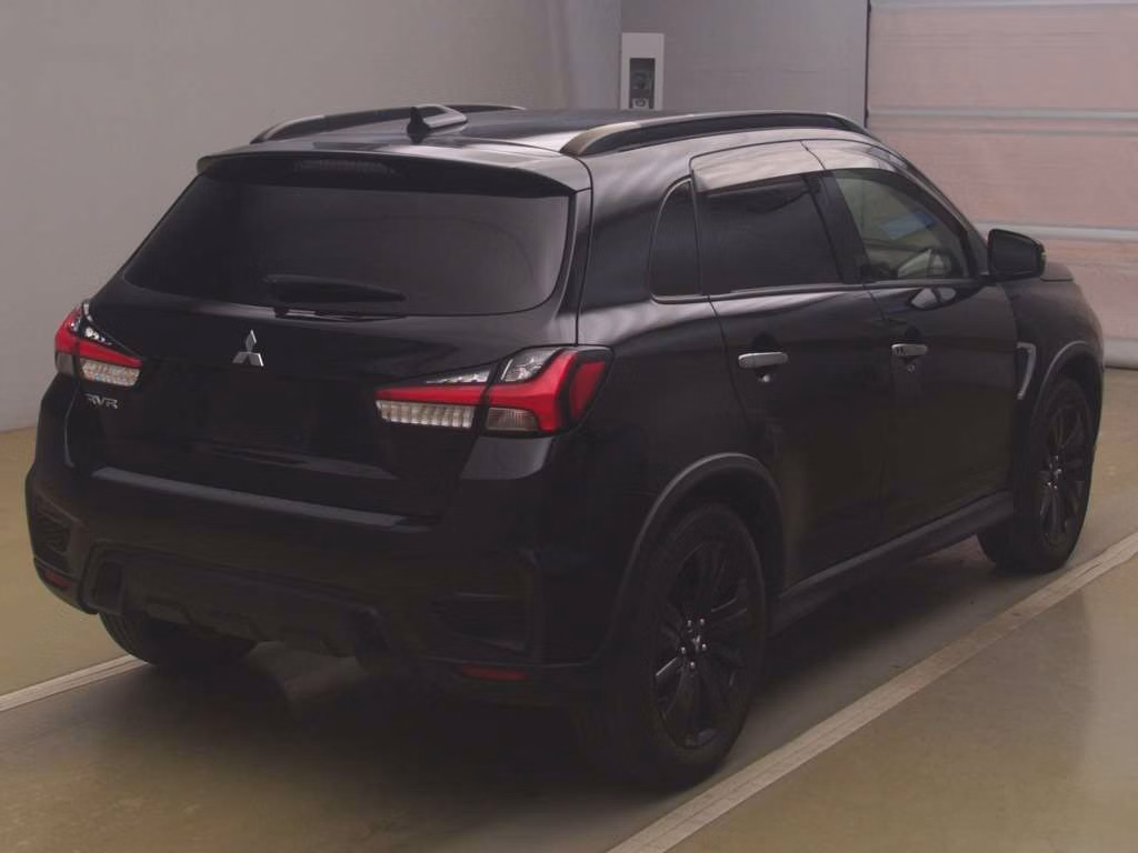 MITSUBISHI RVR