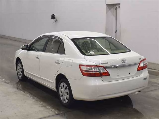 TOYOTA PREMIO