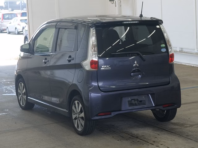 MITSUBISHI EK CUSTOM