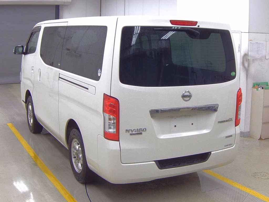 NISSAN NV350 CARAVAN