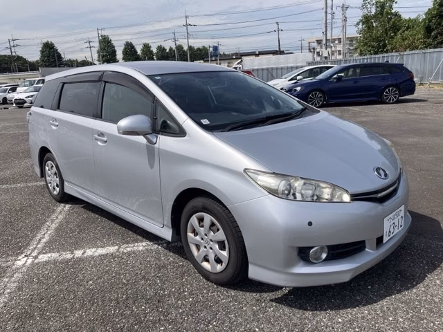 TOYOTA WISH