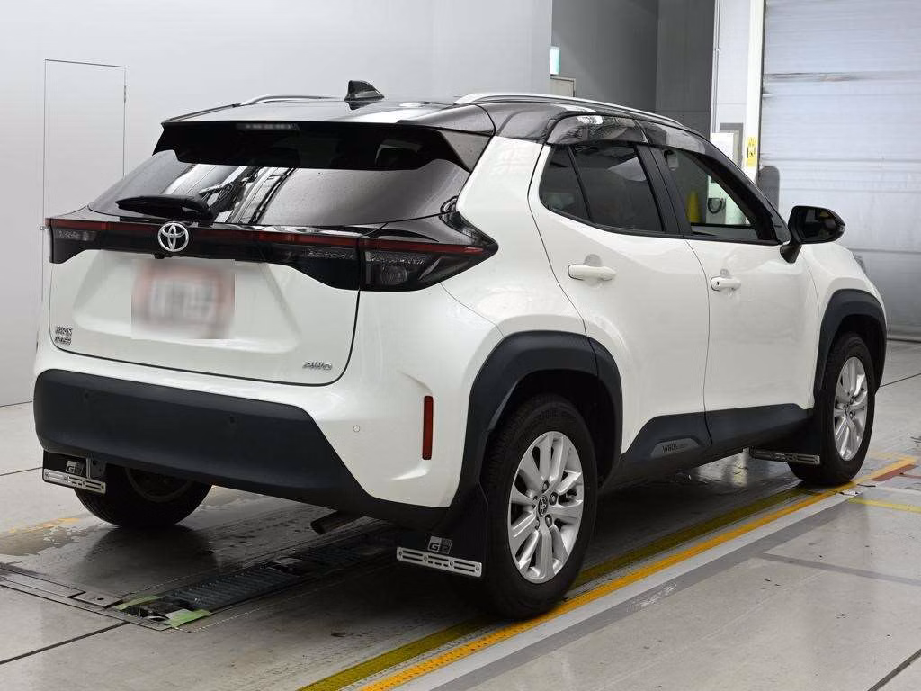 TOYOTA YARIS CROSS