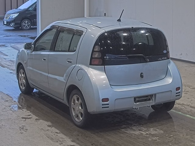 TOYOTA WILL CYPHA
