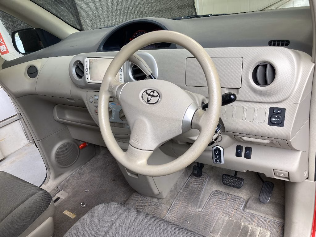 TOYOTA PORTE