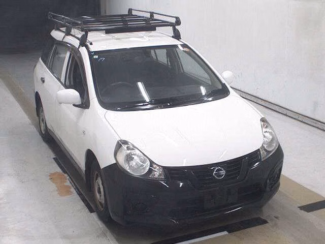 Nissan AD