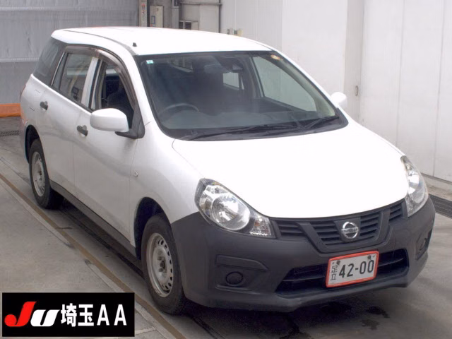 Nissan AD