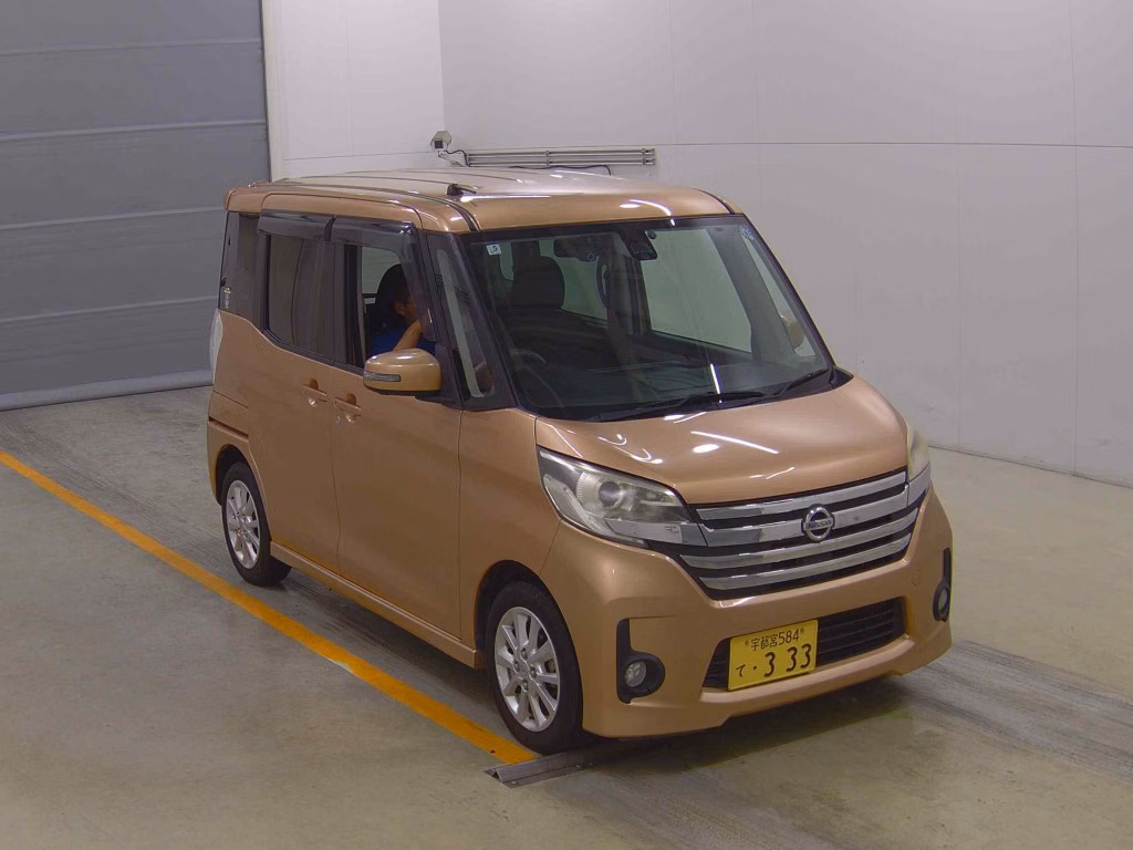 Nissan DAYZ Roox