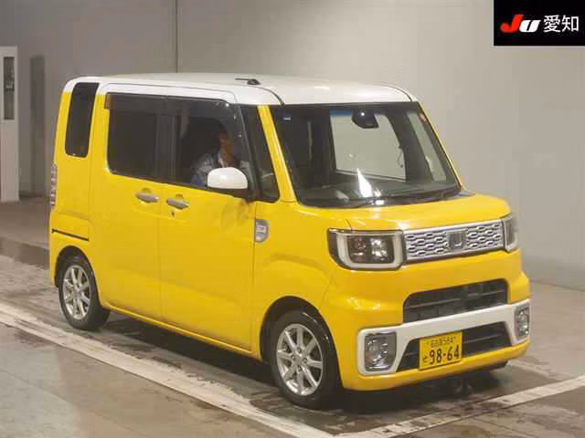 DAIHATSU WAKE