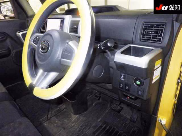 DAIHATSU WAKE