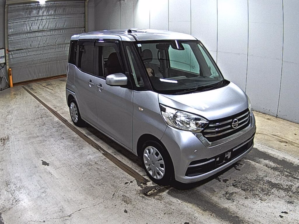 Nissan DAYZ Roox