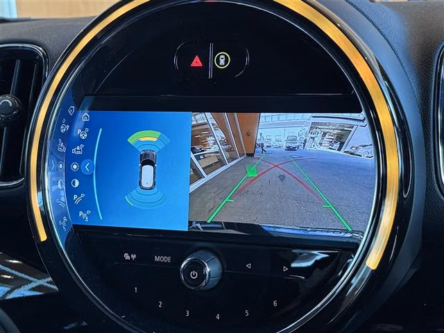 MINI CROSSOVER