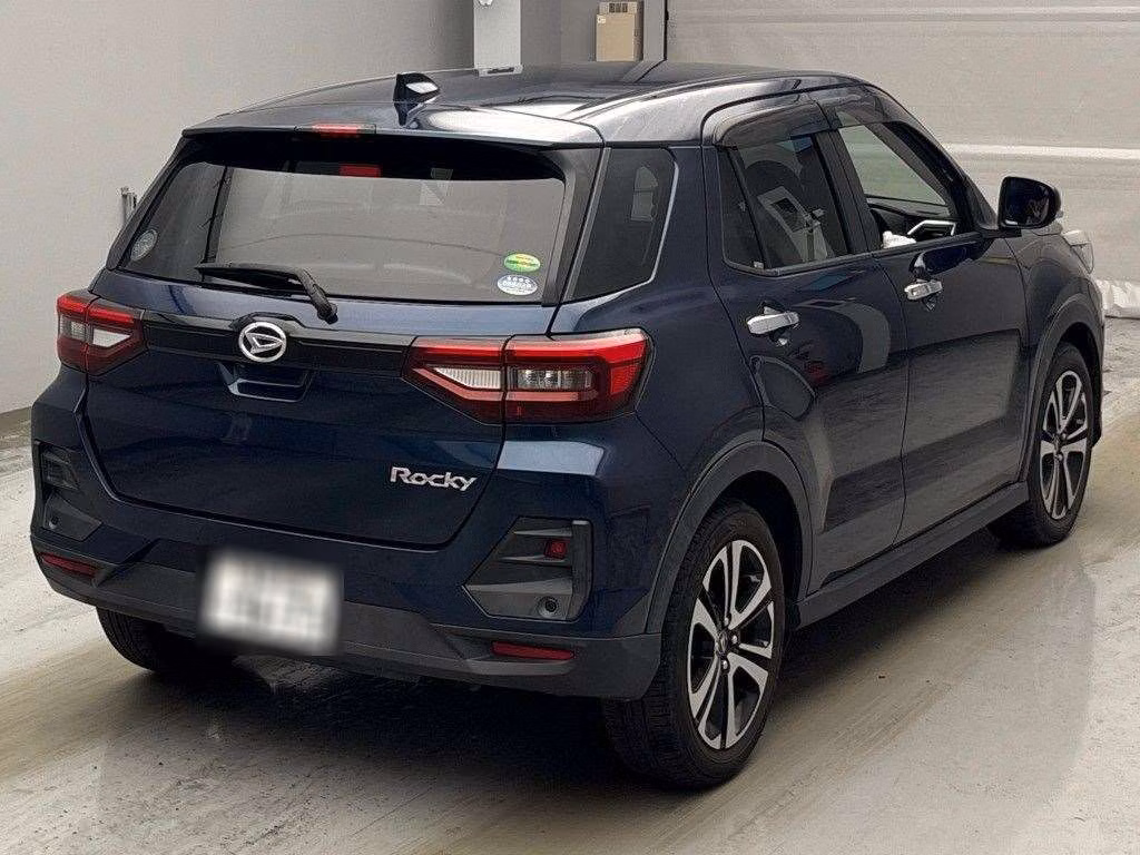 DAIHATSU ROCKY