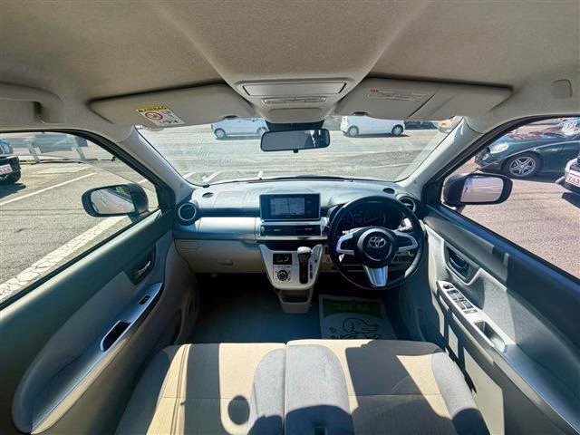 Toyota Pixis Joy