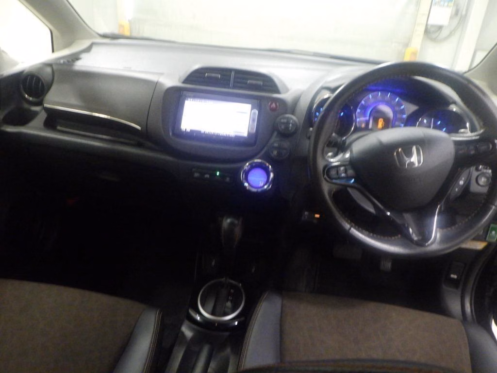 HONDA FIT SHUTTLE