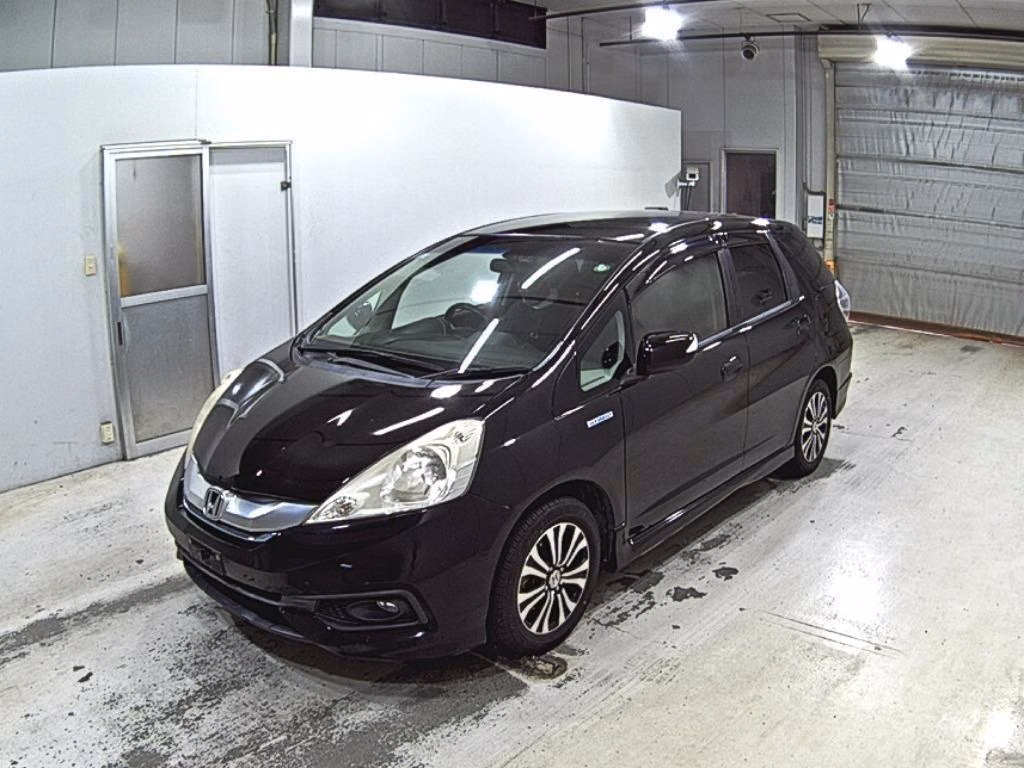 HONDA FIT SHUTTLE