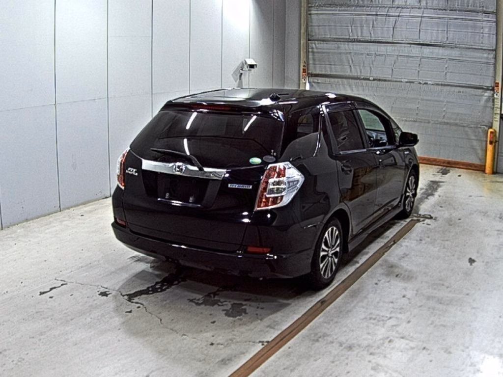 HONDA FIT SHUTTLE