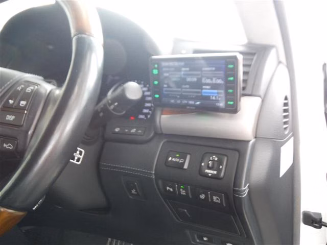 LEXUS LS600H