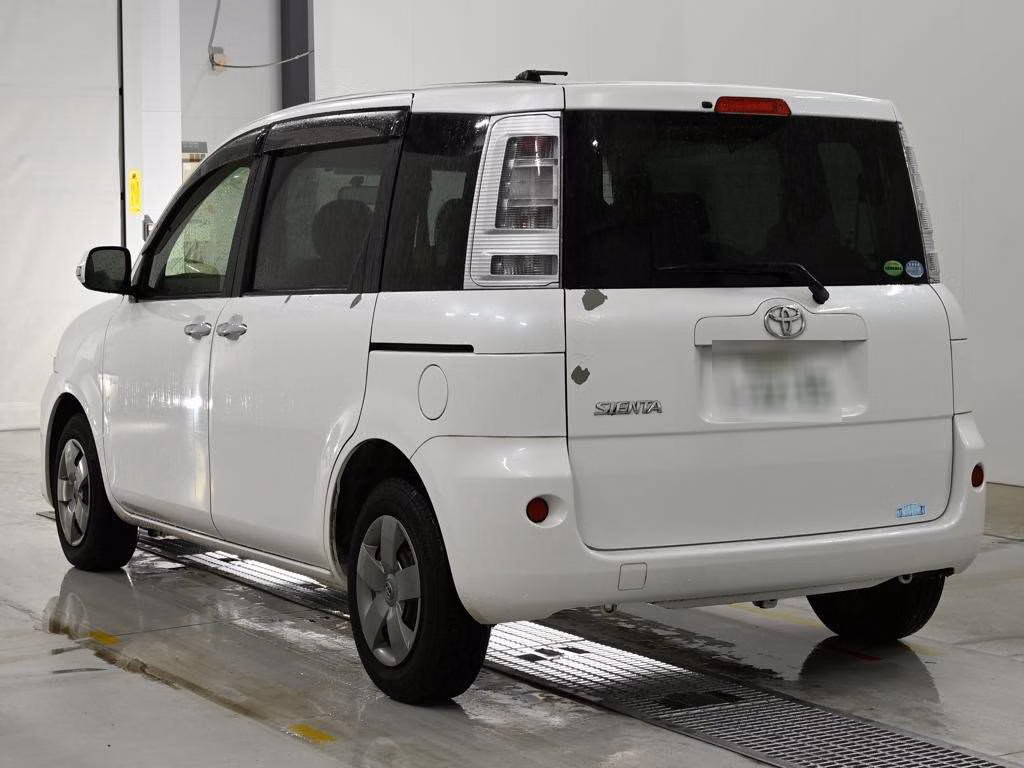 TOYOTA SIENTA