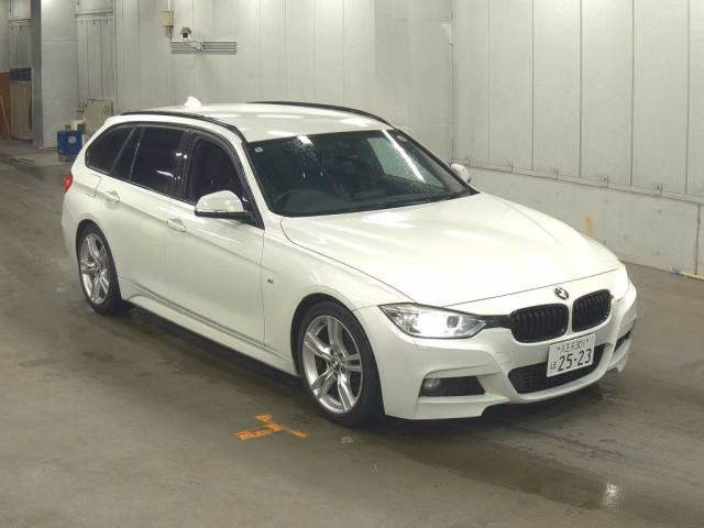 BMW 3-SERIES