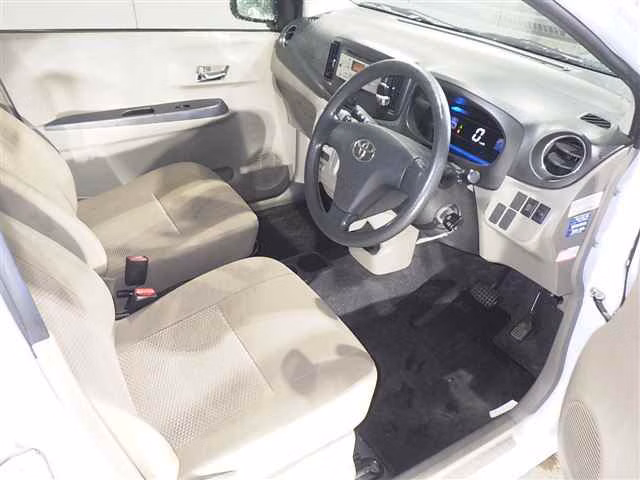 TOYOTA PIXIS EPOCH