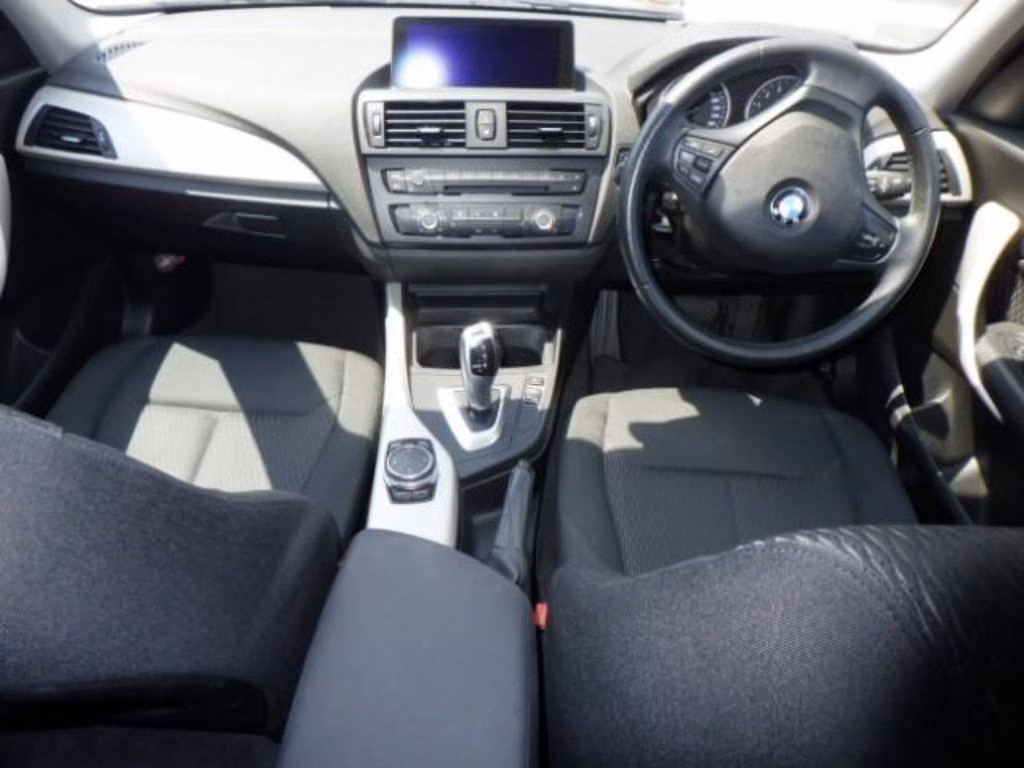 BMW 1-SERIES