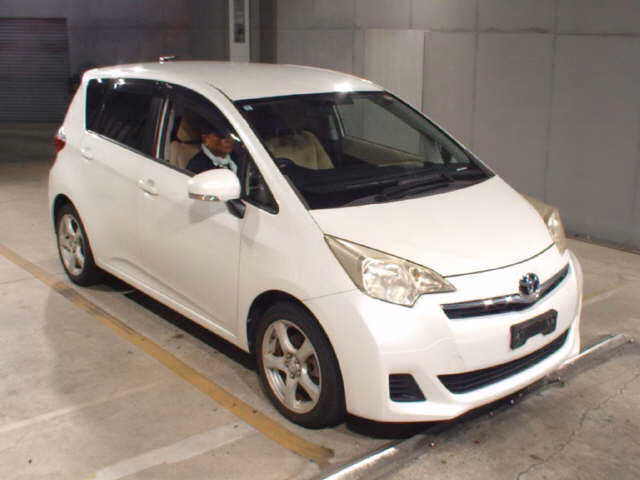Toyota Ractis
