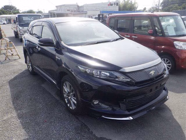 TOYOTA HARRIER