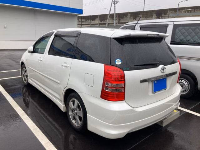 TOYOTA WISH