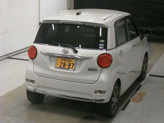 DAIHATSU CAST