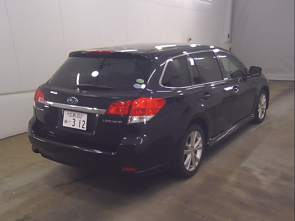 SUBARU LEGACY