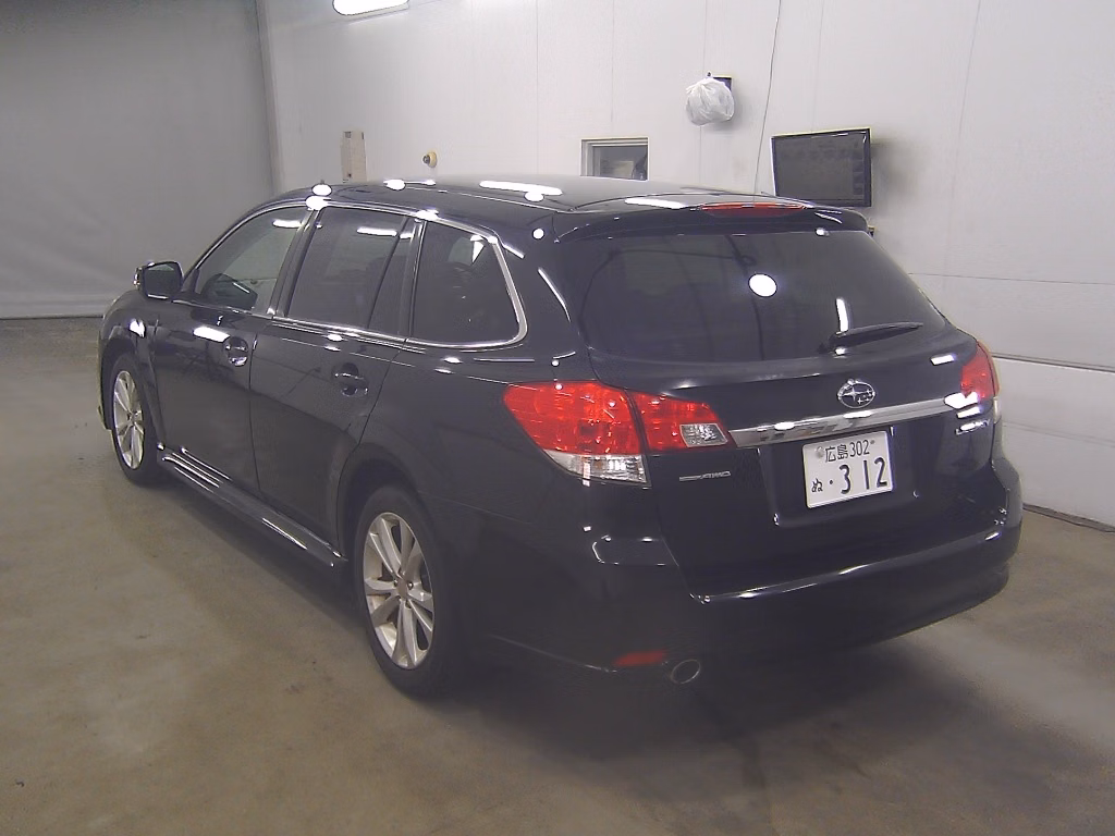 SUBARU LEGACY