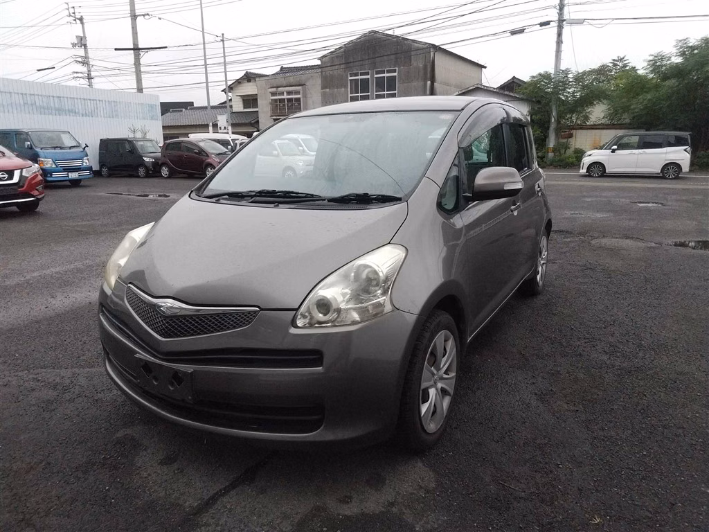 TOYOTA RACTIS