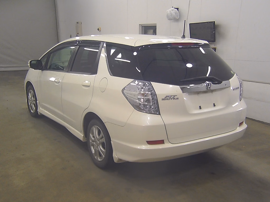 HONDA FIT SHUTTLE