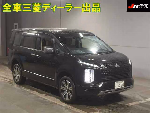 Mitsubishi Delica D:5