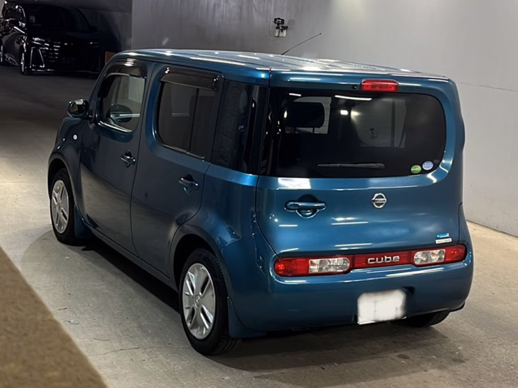 NISSAN CUBE